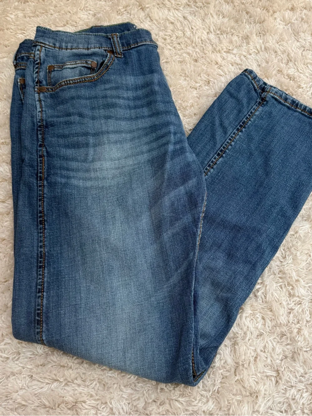 Wrangler Men's Retro Slim Fit Straight Leg Blue Denim Jeans 36” x 34”